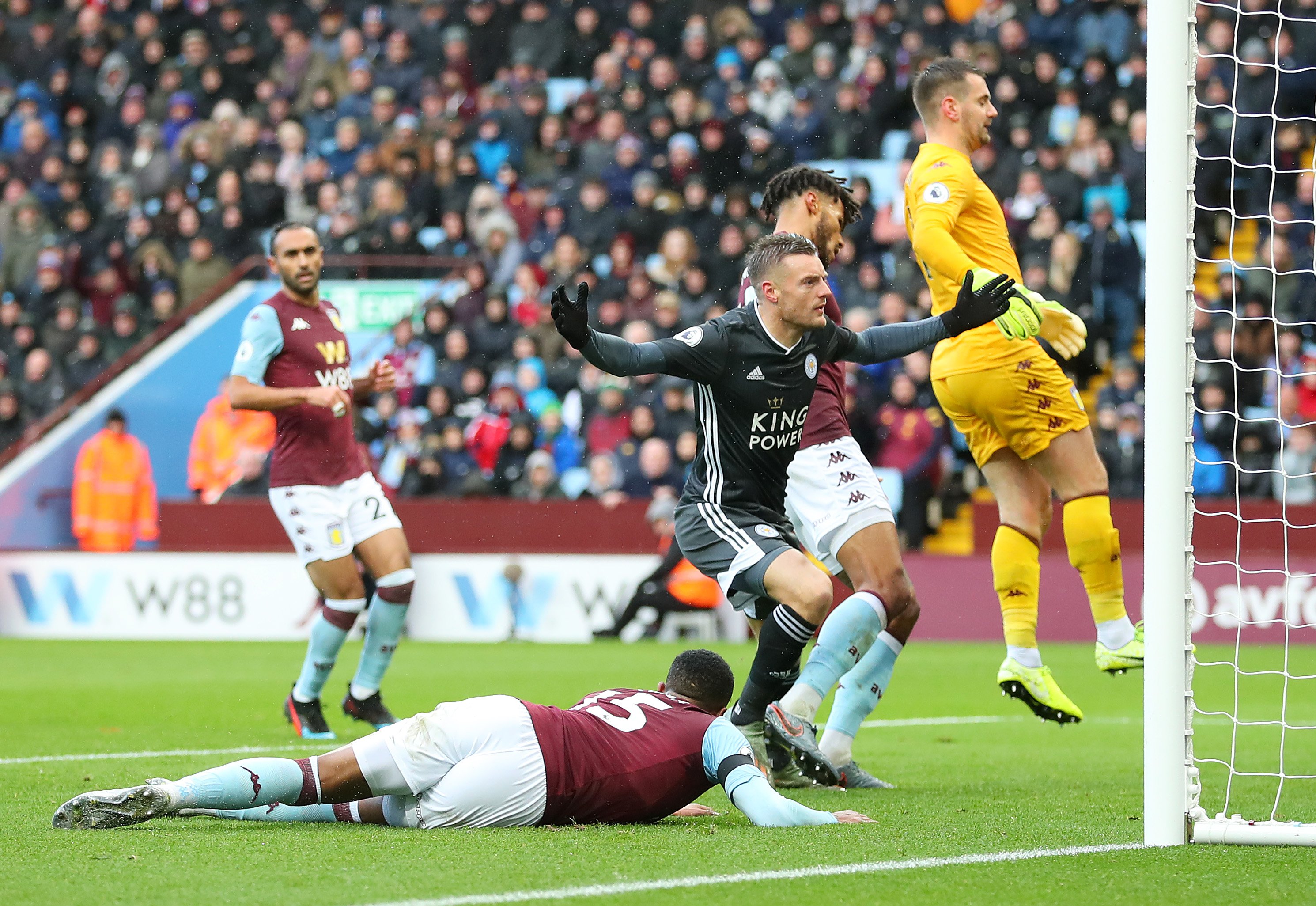 许赢则在女 许赢则在女